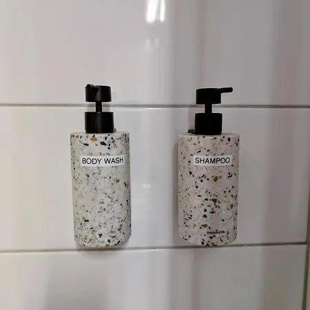 Stille Med Topp Beliggenhet I Sentrum *