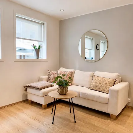 Stille Med Topp Beliggenhet I Sentrum Apartment Tromsø